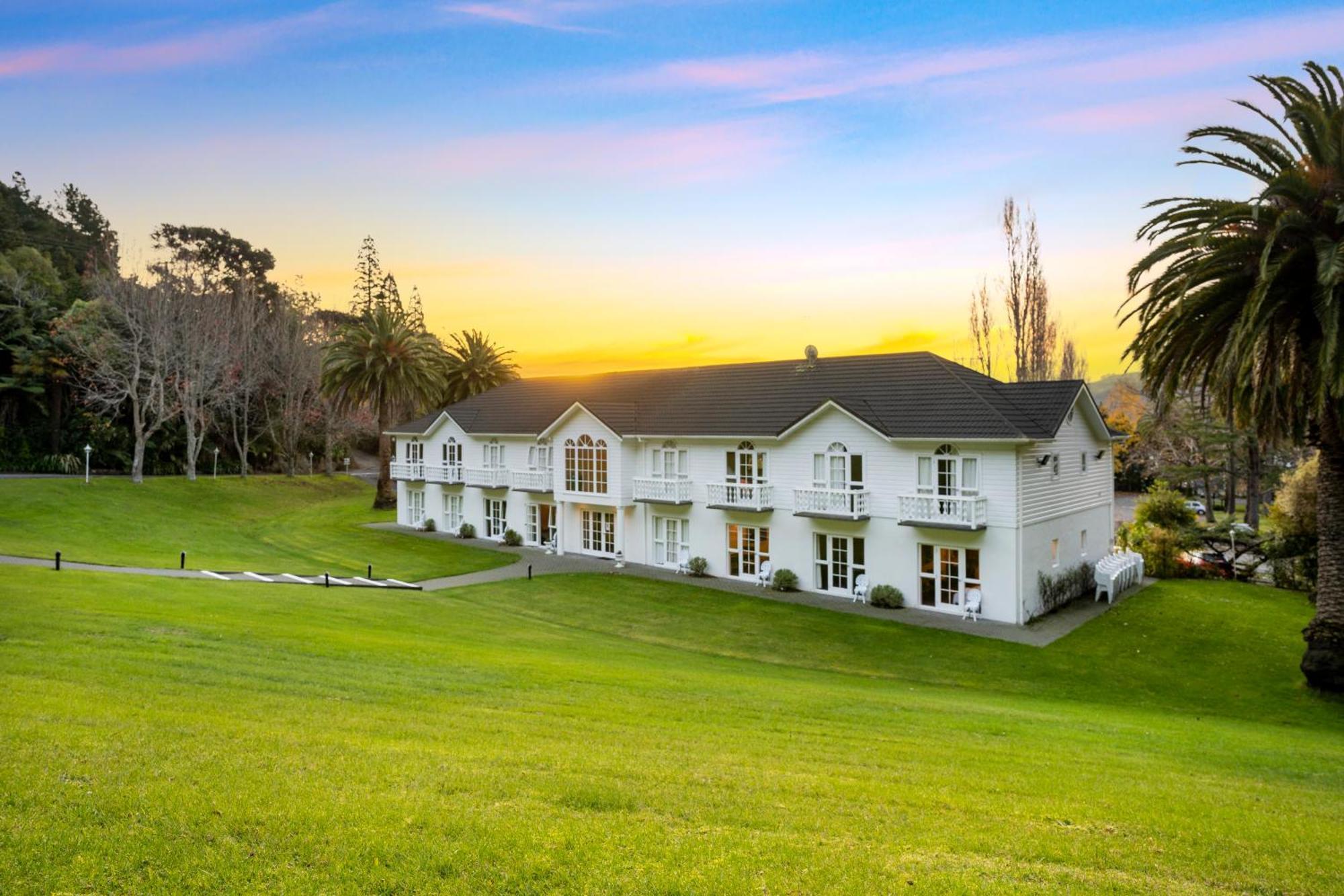 Wallaceville Motor Lodge Upper Hutt Kültér fotó